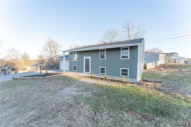 866 Sunset Drive, Arnold, MO 63010