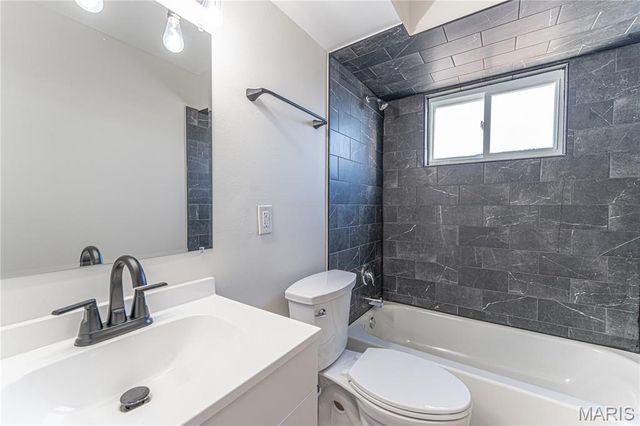 866 Sunset Drive, Arnold, MO 63010