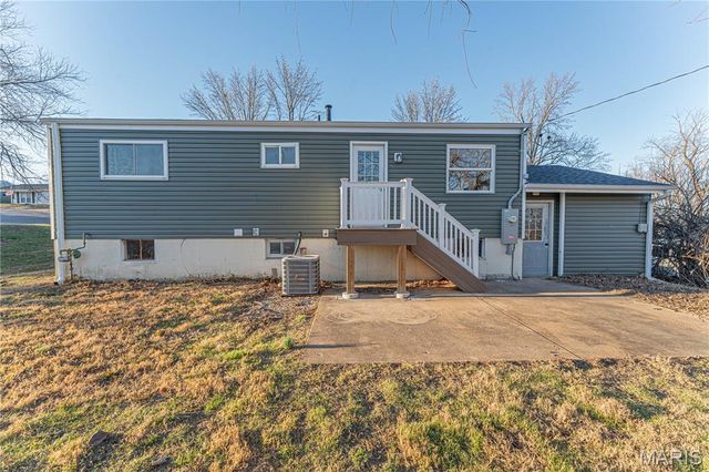 866 Sunset Drive, Arnold, MO 63010