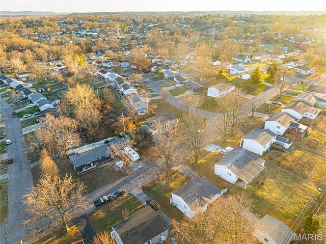 866 Sunset Drive, Arnold, MO 63010