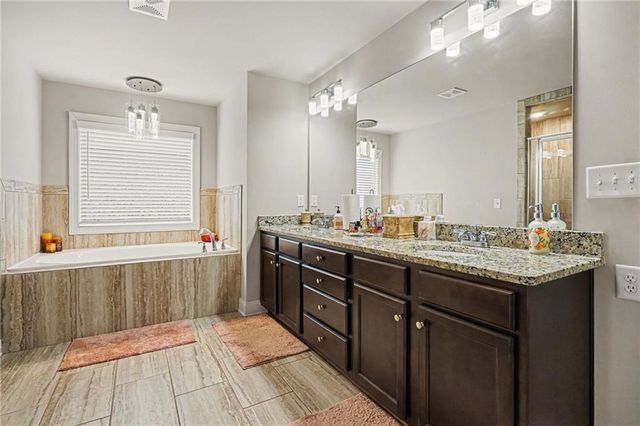 4994 Lynnonhall Court, Lithonia, GA 30038
