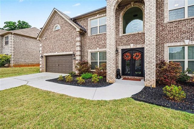4994 Lynnonhall Court, Lithonia, GA 30038