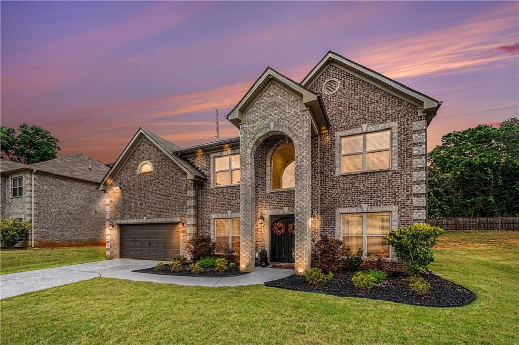 4994 Lynnonhall Court, Lithonia, GA 30038