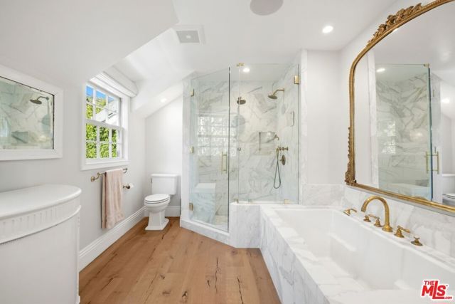 1960 Coldwater Canyon Drive, Beverly Hills, CA 90210