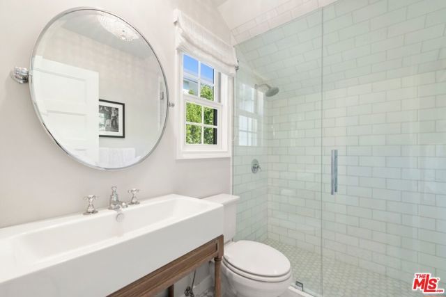 1960 Coldwater Canyon Drive, Beverly Hills, CA 90210