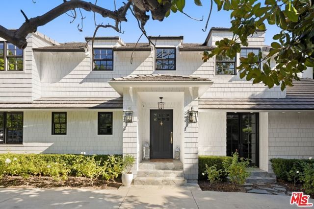 1960 Coldwater Canyon Drive, Beverly Hills, CA 90210