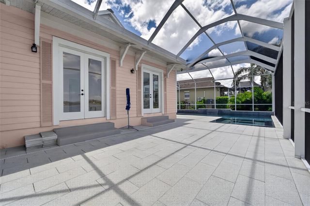 429 MANNS HARBOR DRIVE, Apollo Beach, FL 33572