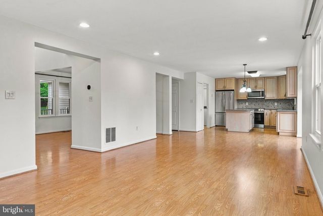 422 CENTRAL AVE, Reisterstown, MD 21136