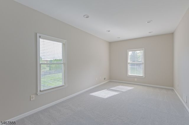 36 Skyview Dr, Sparta Twp., NJ 07871