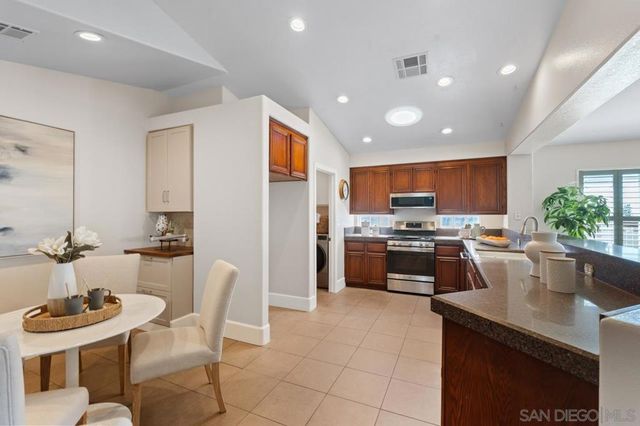 2618 Columbine Rd, Alpine, CA 91901