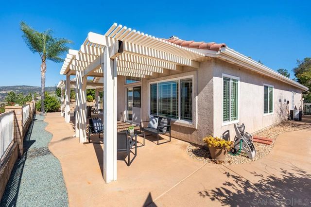 2618 Columbine Rd, Alpine, CA 91901