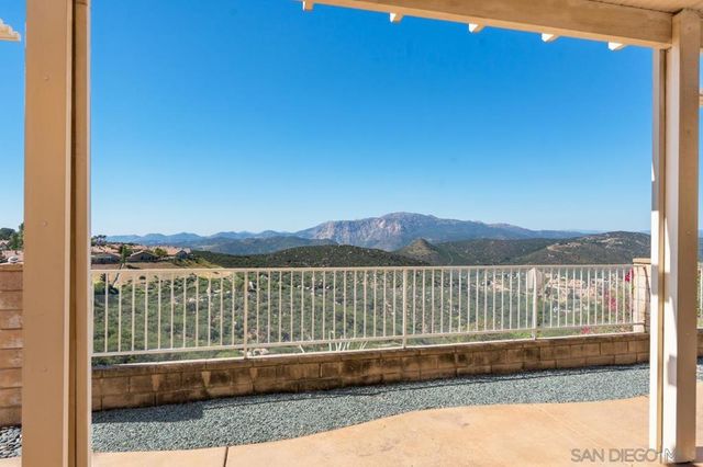 2618 Columbine Rd, Alpine, CA 91901