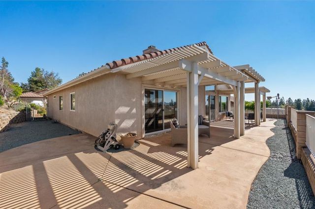 2618 Columbine Rd, Alpine, CA 91901