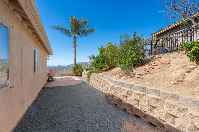 2618 Columbine Rd, Alpine, CA 91901