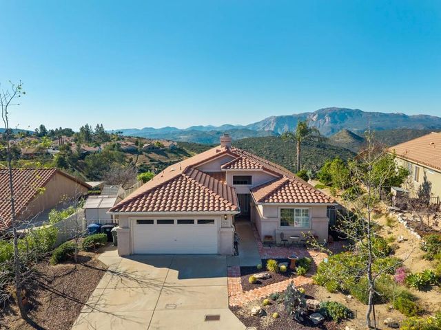 2618 Columbine Rd, Alpine, CA 91901