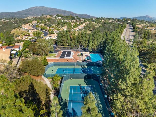 2618 Columbine Rd, Alpine, CA 91901