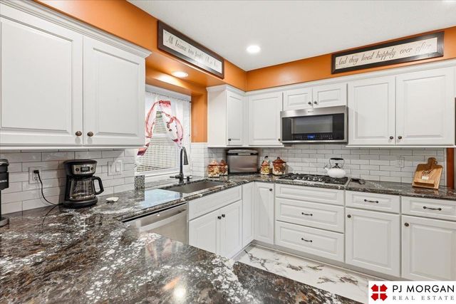 2312 Willow Circle, Bellevue, NE 68123