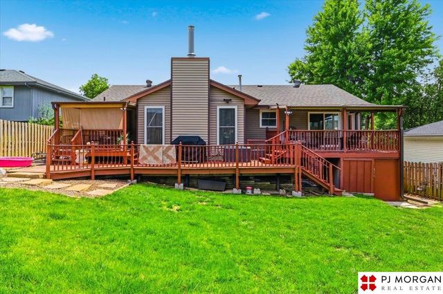 2312 Willow Circle, Bellevue, NE 68123