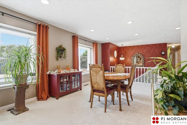 2312 Willow Circle, Bellevue, NE 68123