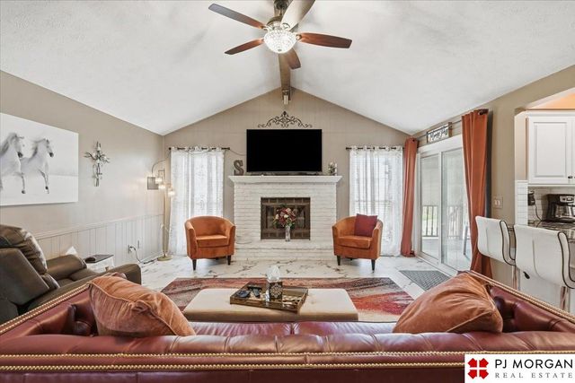 2312 Willow Circle, Bellevue, NE 68123