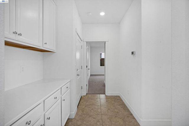 5323 Potter Valley Ln, Antioch, CA 94531