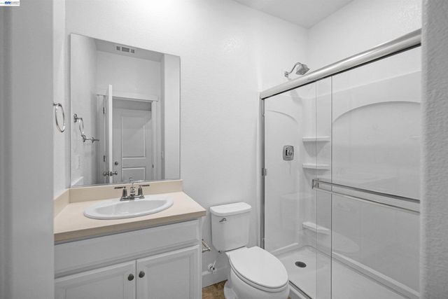 5323 Potter Valley Ln, Antioch, CA 94531