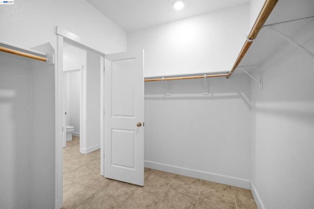 5323 Potter Valley Ln, Antioch, CA 94531