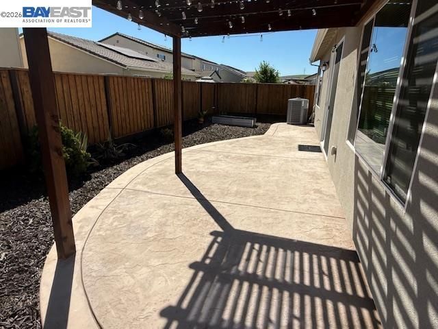 5323 Potter Valley Ln, Antioch, CA 94531