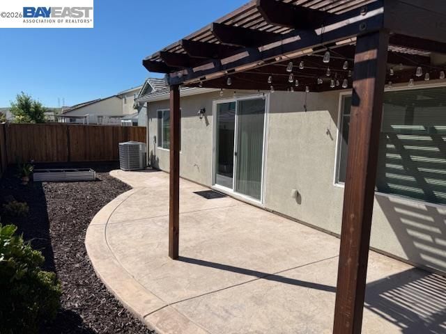 5323 Potter Valley Ln, Antioch, CA 94531