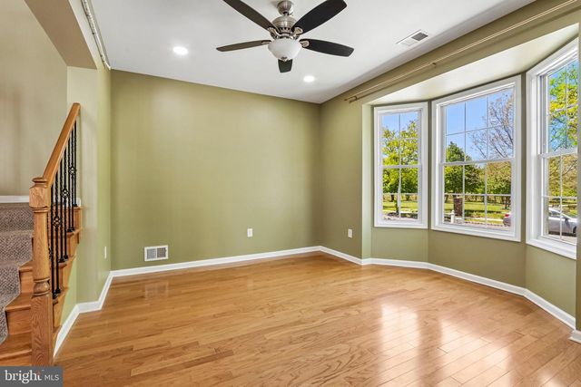 7 HORSESHOE PL, Chesterfield, NJ 08515