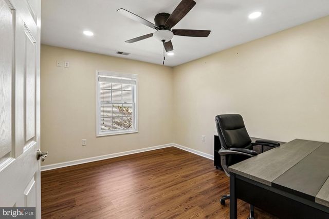 7 HORSESHOE PL, Chesterfield, NJ 08515