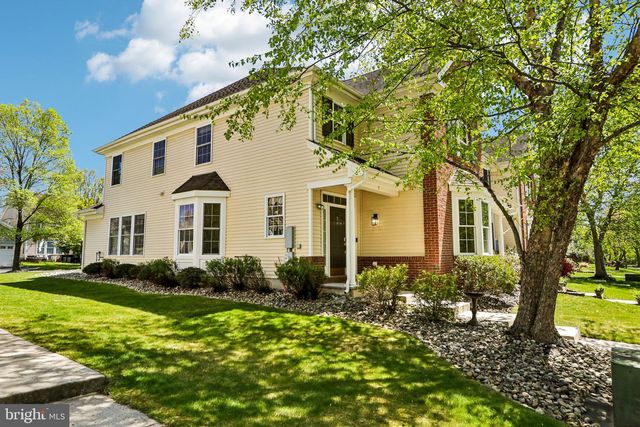 7 HORSESHOE PL, Chesterfield, NJ 08515
