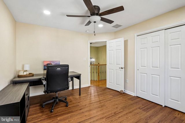 7 HORSESHOE PL, Chesterfield, NJ 08515