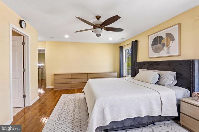 7 HORSESHOE PL, Chesterfield, NJ 08515