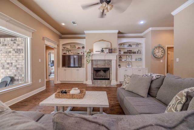 6136 Stone Chase Drive Drive, Benton, AR 72019