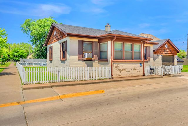 402 Liberty Street, East Chicago, IN 46312