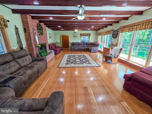 13124 GREENCASTLE PIKE, Hagerstown, MD 21740