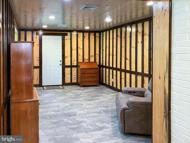 13124 GREENCASTLE PIKE, Hagerstown, MD 21740