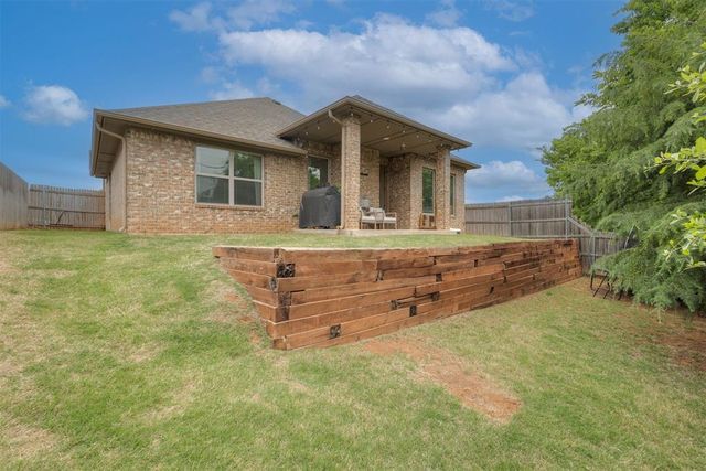 17908 Mounts Farm Road, Edmond, OK 73012