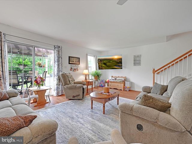 39 HERON DR, Denver, PA 17517