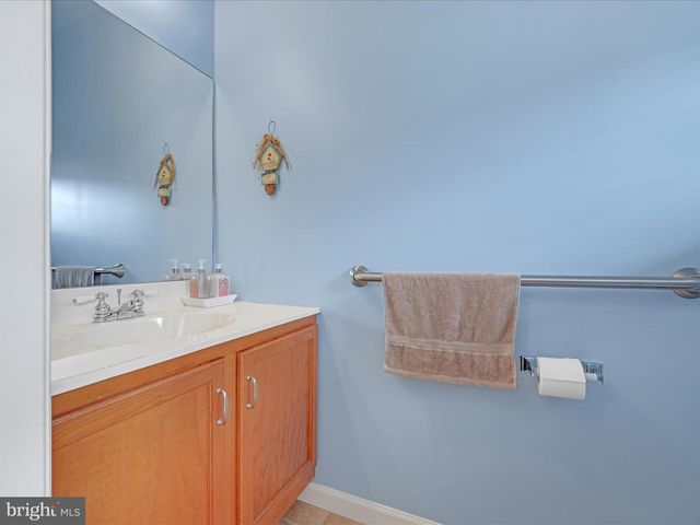39 HERON DR, Denver, PA 17517