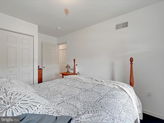 39 HERON DR, Denver, PA 17517