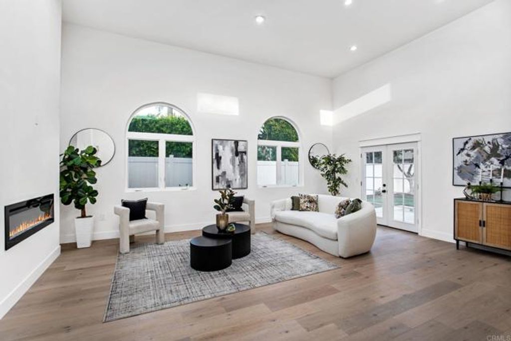 1513 California Street, Oceanside, CA 92054