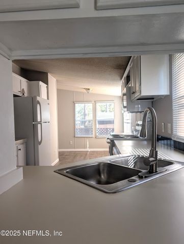 147 MELANIE Lane, Middleburg, FL 32068