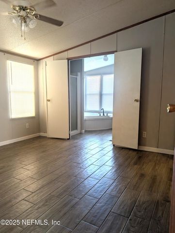 147 MELANIE Lane, Middleburg, FL 32068