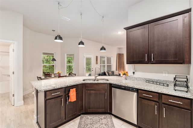 8179 NE 8TH PLACE, High Springs, FL 32643