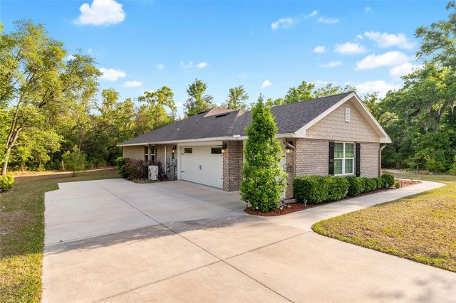 8179 NE 8TH PLACE, High Springs, FL 32643