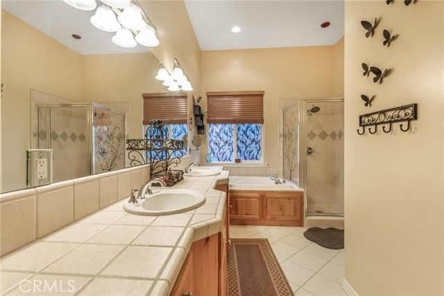 24380 Horst, Crestline, CA 92325