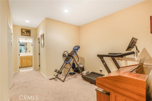 24380 Horst, Crestline, CA 92325