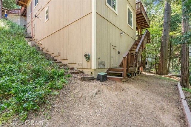 24380 Horst, Crestline, CA 92325